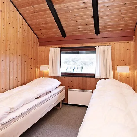 Modern House - By Traum バイアス・スタン